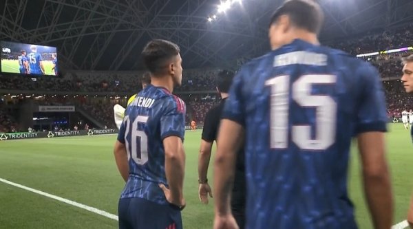 首秀来了！祖比门迪下半场后备  登场，迎来阿森纳生涯首秀